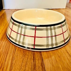 Burberry Dog/Cat bowl. Very gently used and in excellent condition.